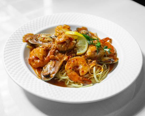 Order L-Seafood ala Diavola food online from Reales Italian Cafe store, Austin on bringmethat.com