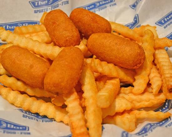 Order Kids Corn Dogs food online from The Bar - Lime Kiln store, Green Bay on bringmethat.com