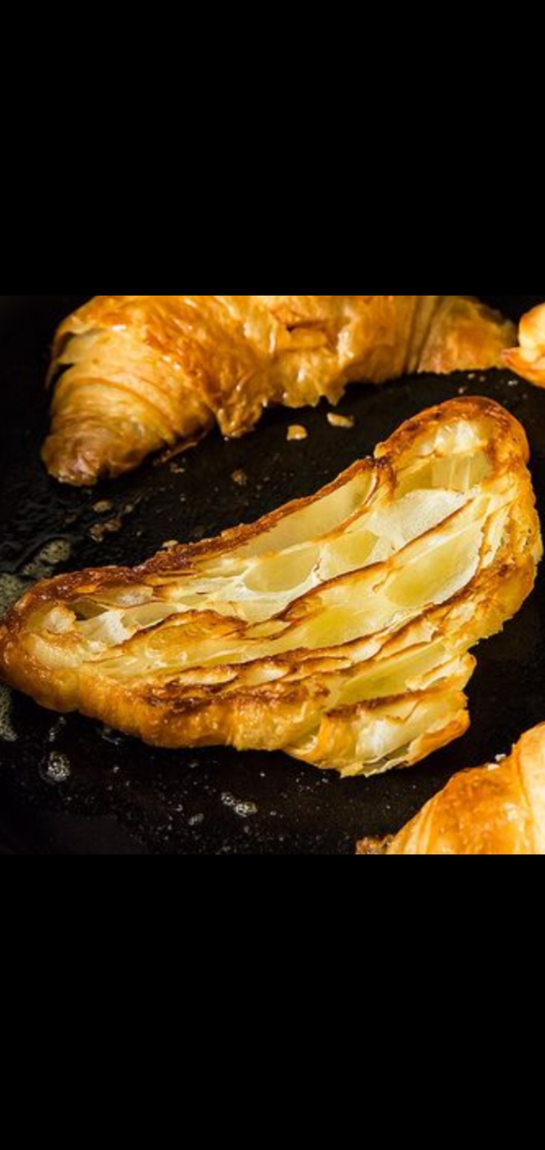 Order Toasted Dry Croissant  food online from American Gourmet Foods Deli store, New York on bringmethat.com
