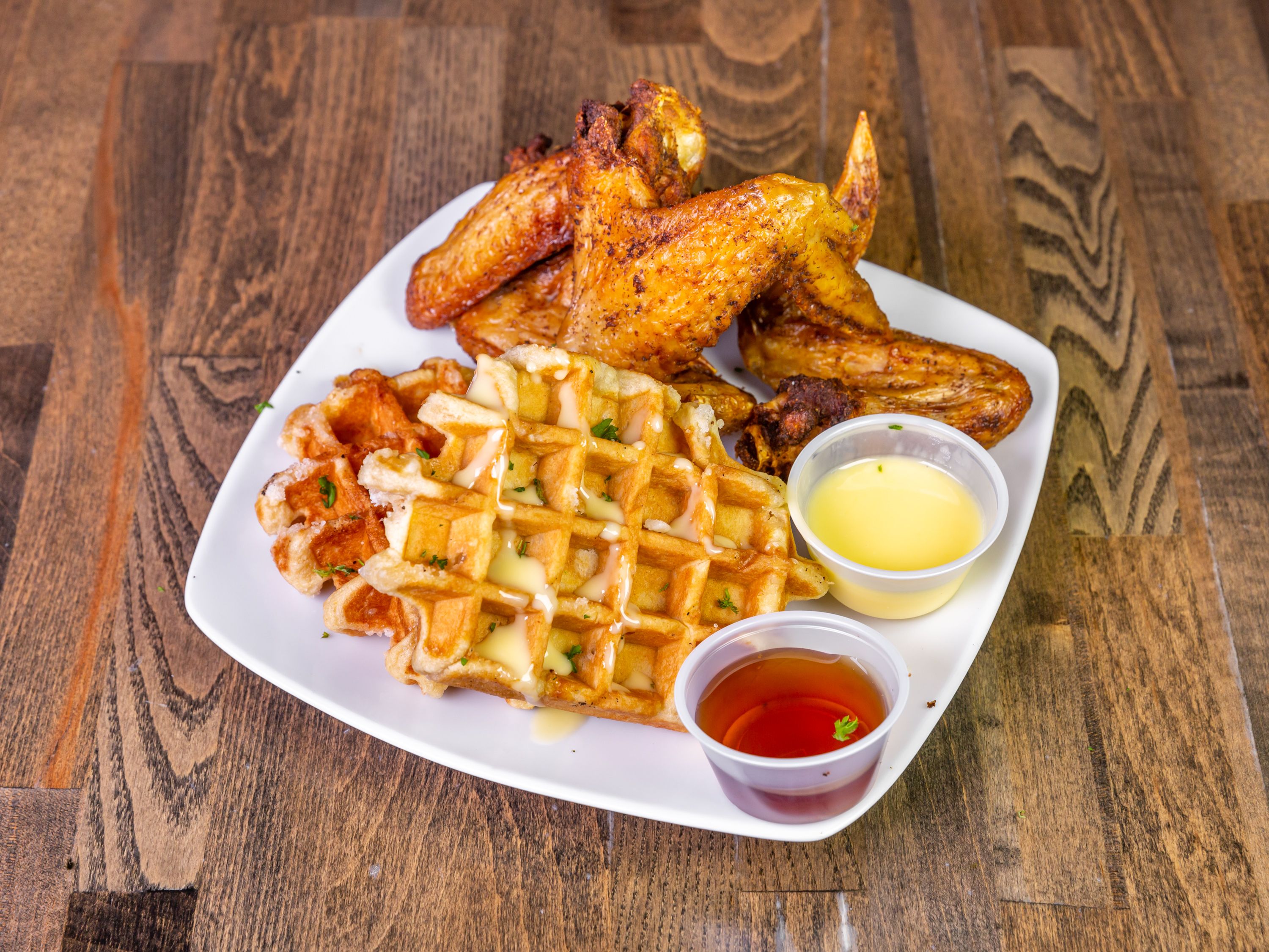 Order Papi's Fried Chicken and Waffles food online from Wing Champ store, Cincinnati on bringmethat.com