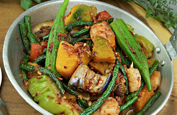 Order Pinakbet food online from Barrio Fiesta store, Glendale on bringmethat.com