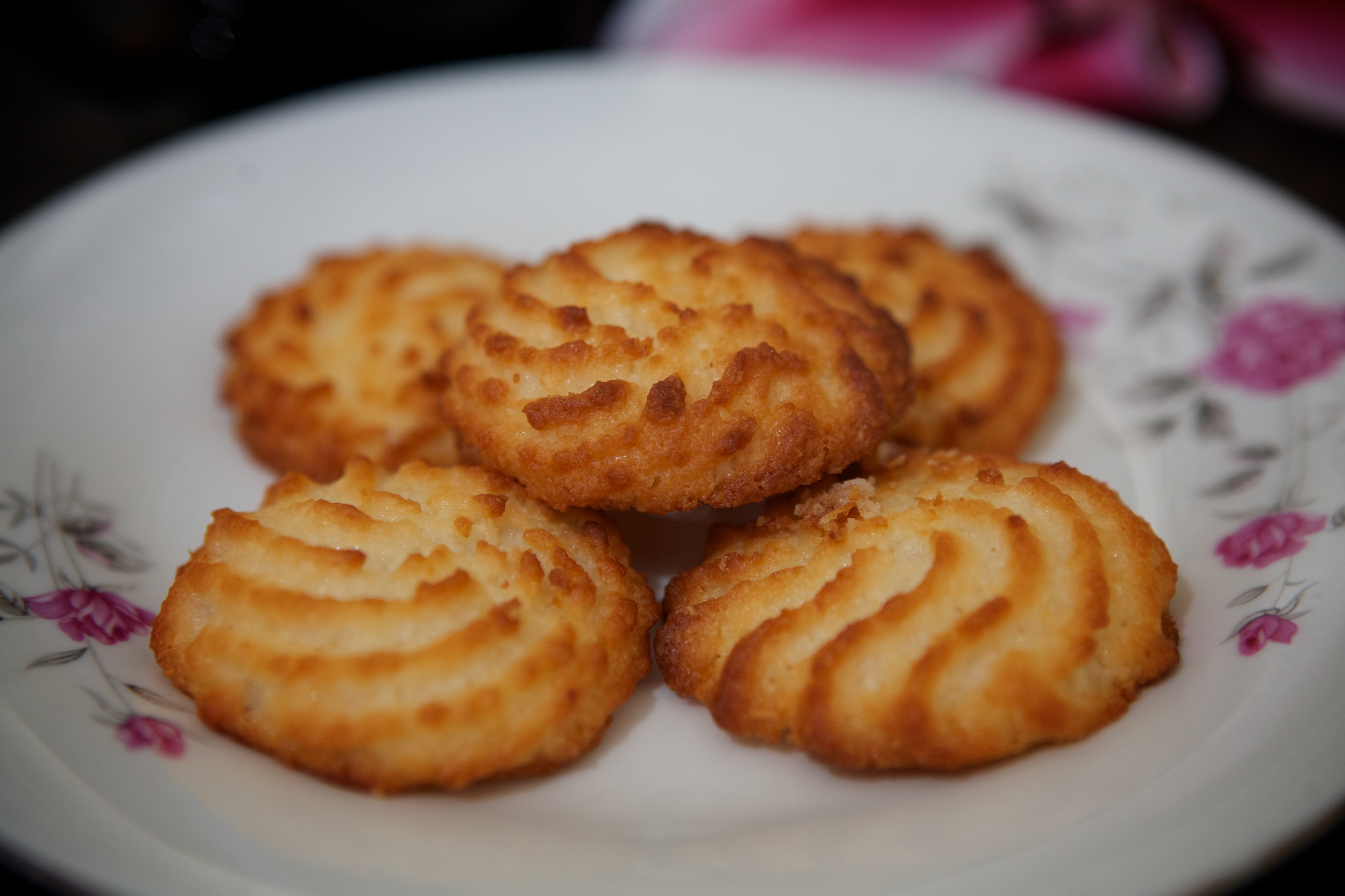 Order Coconut Macaroons food online from Le Paradis store, hayward on bringmethat.com