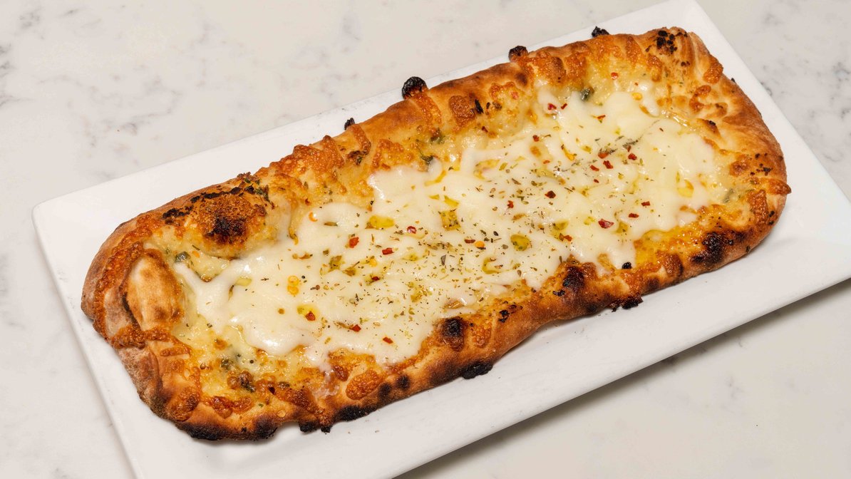 Order Garlic Bread  food online from Pasta Factory store, Modesto on bringmethat.com