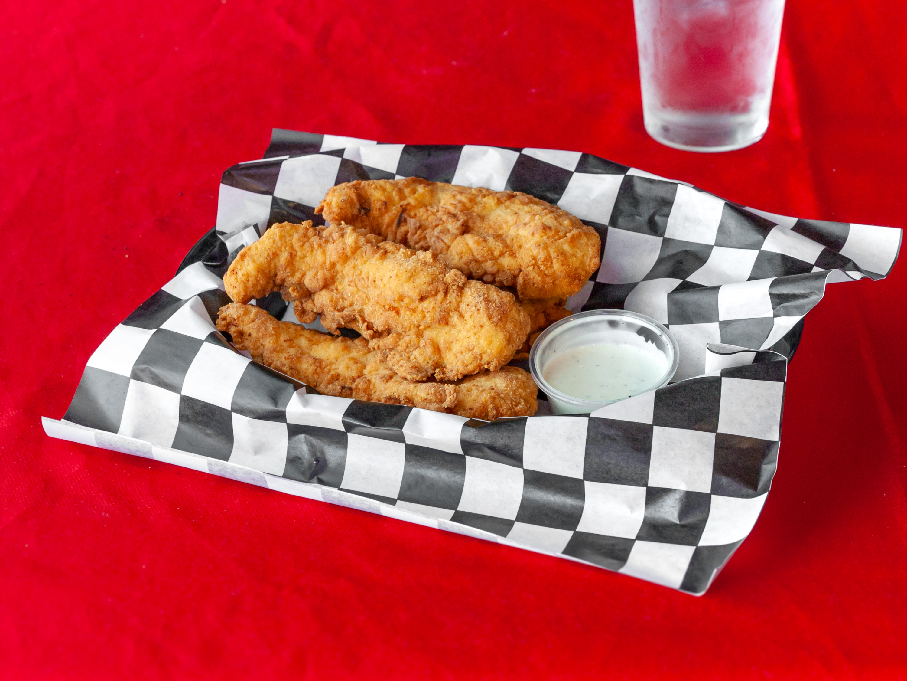 Order Chicken Tenders food online from Tailgaters Sports Bar & Grill store, Bolingbrook on bringmethat.com