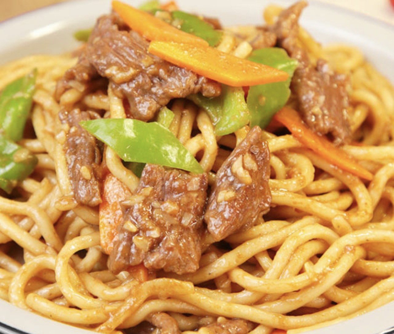 Order Beef Fried Noodles 牛肉炒面 food online from Beijing Noodle House store, Irvine on bringmethat.com