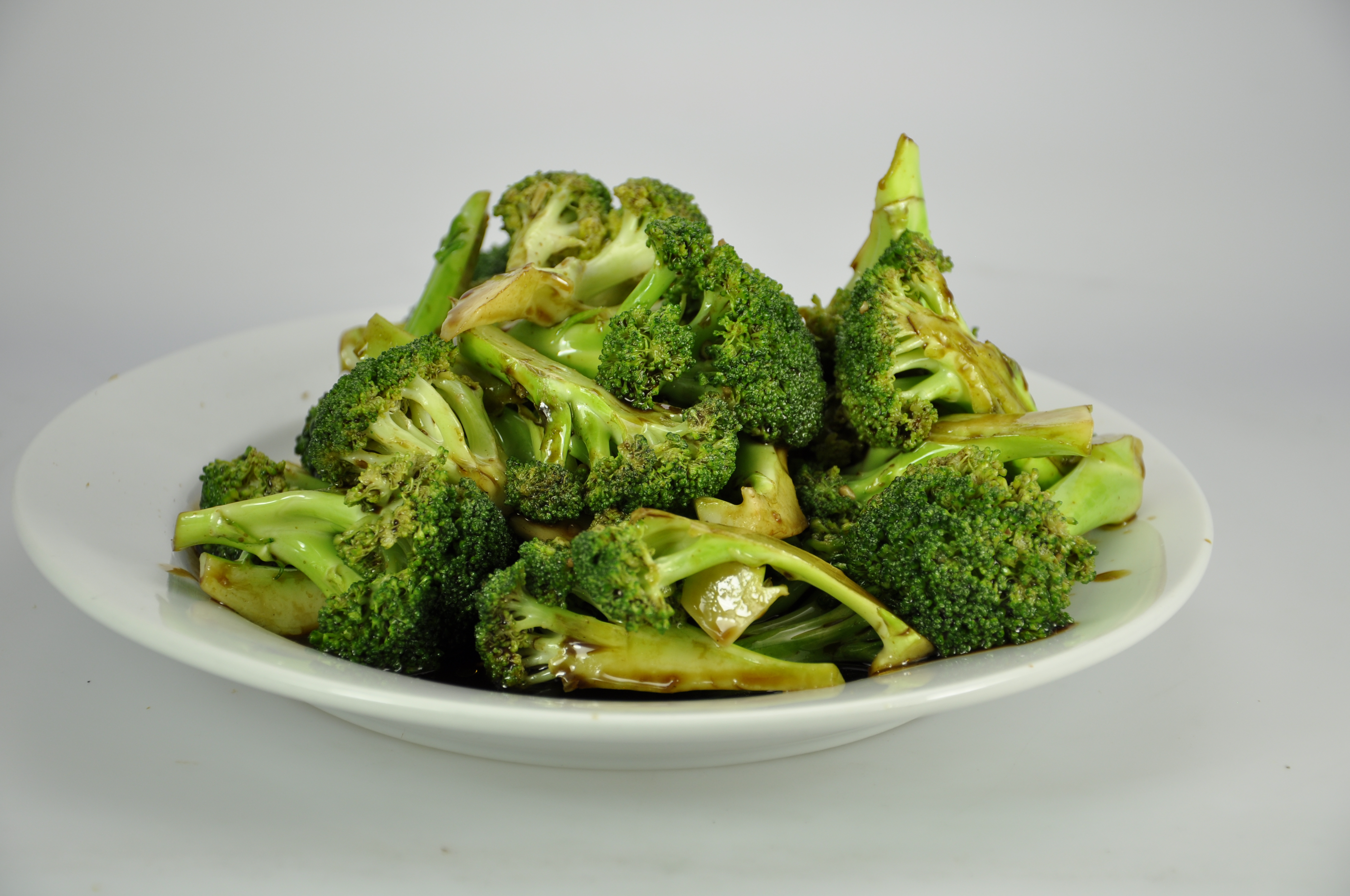 Order Broccoli in Garlic Sauce food online from Kaieteur Express Restaurant store, South Richmond Hill on bringmethat.com