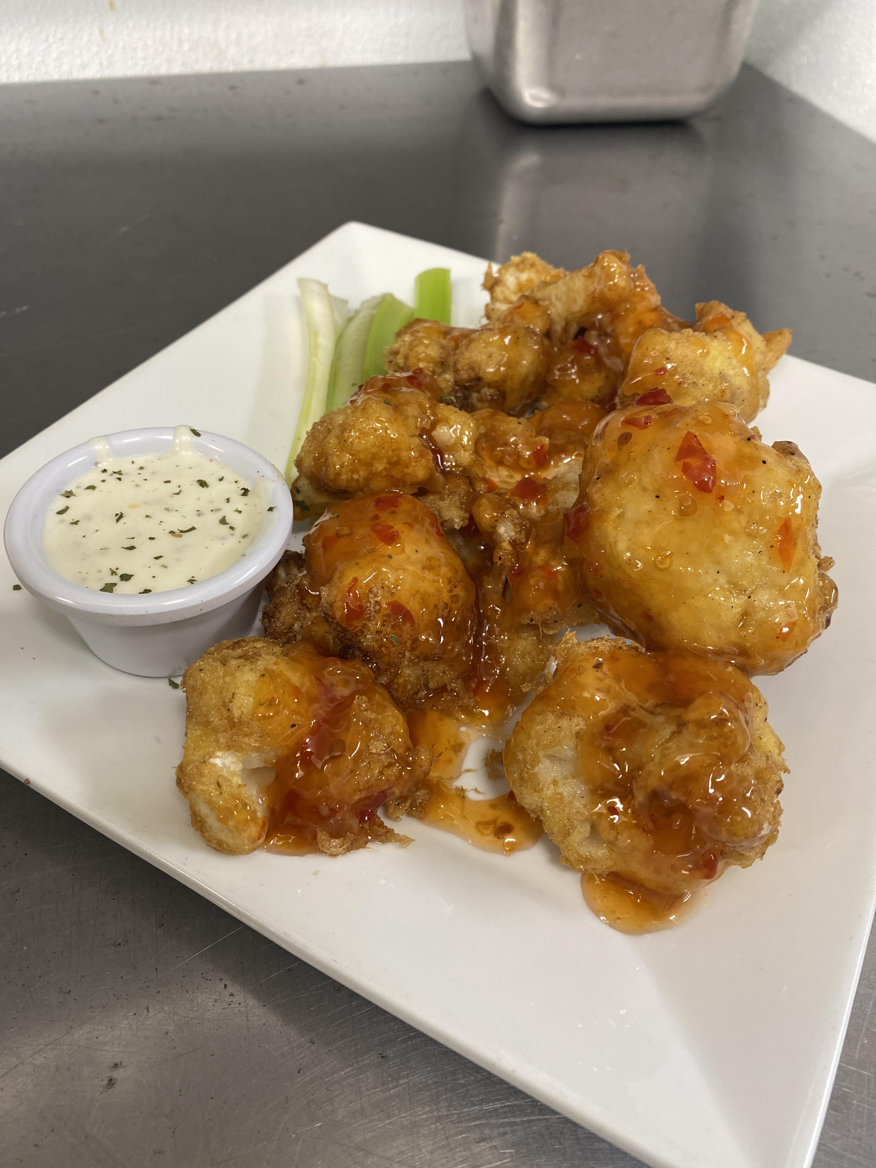 Order Cauliflower Wings food online from Shooter Sports Bar & Grill store, Severna Park on bringmethat.com
