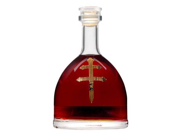 Order D’USSÉ® V.S.O.P Cognac - 750ml Bottle food online from Josh Wines & Liquors Inc store, New York on bringmethat.com