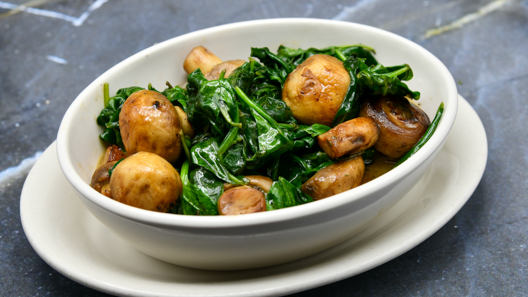 Order Sauteed Spinach & Button Mushrooms food online from Morton The Steakhouse store, Nashville on bringmethat.com