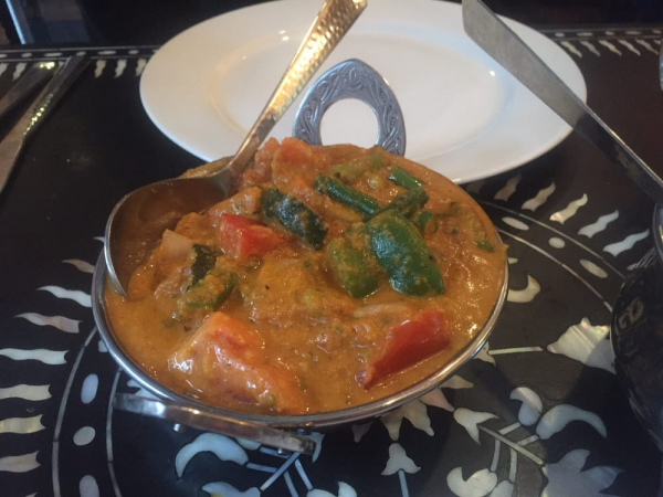 Order Mughlai Vegetable Curry food online from Mughlai Indian Cuisine store, New York on bringmethat.com