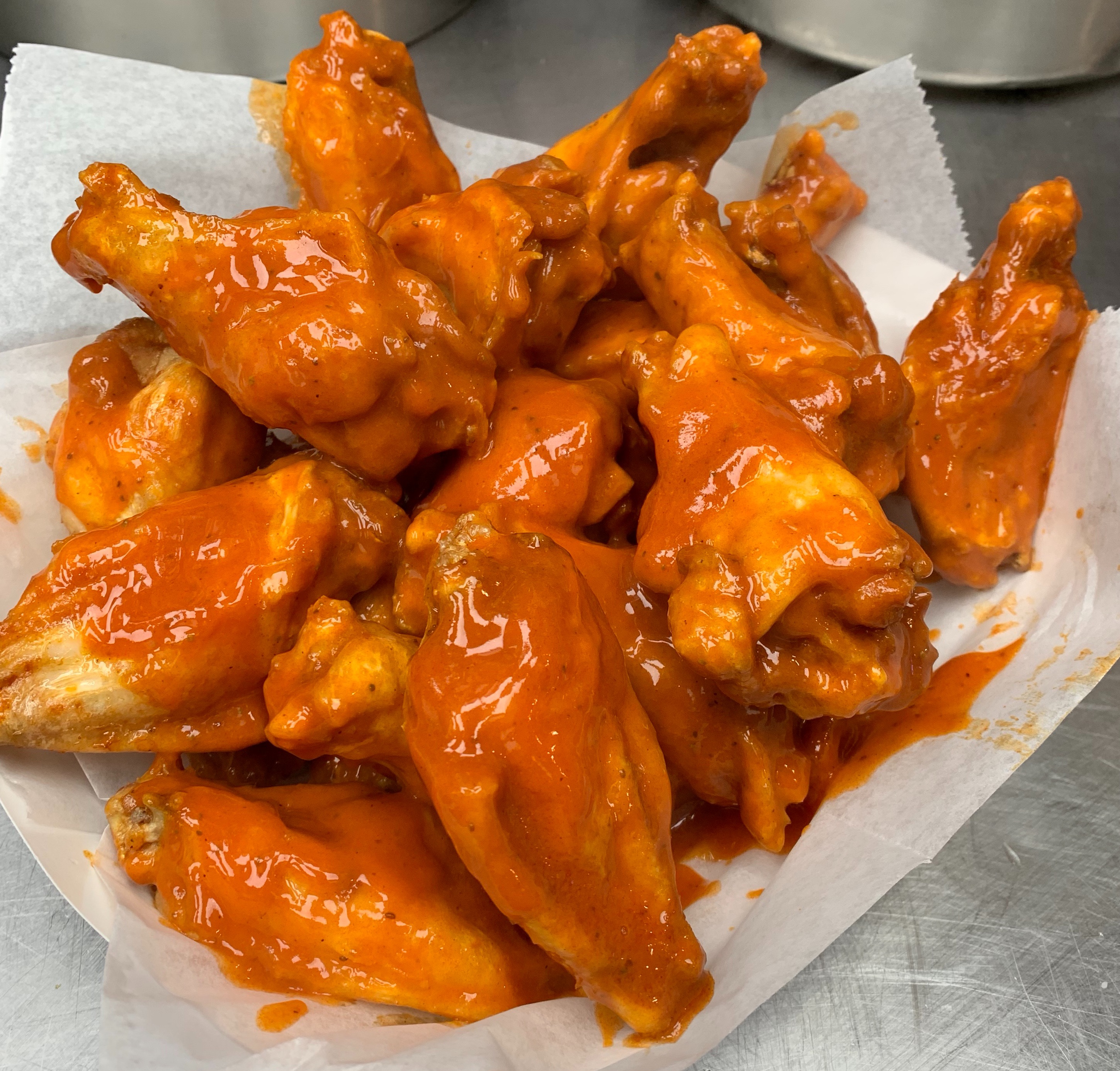 Order 20 Wings food online from Gfhw-Parker store, Parker on bringmethat.com