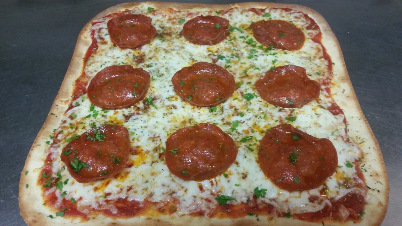 Order Pepperoni Pizza food online from Sutton's store, Lexington on bringmethat.com
