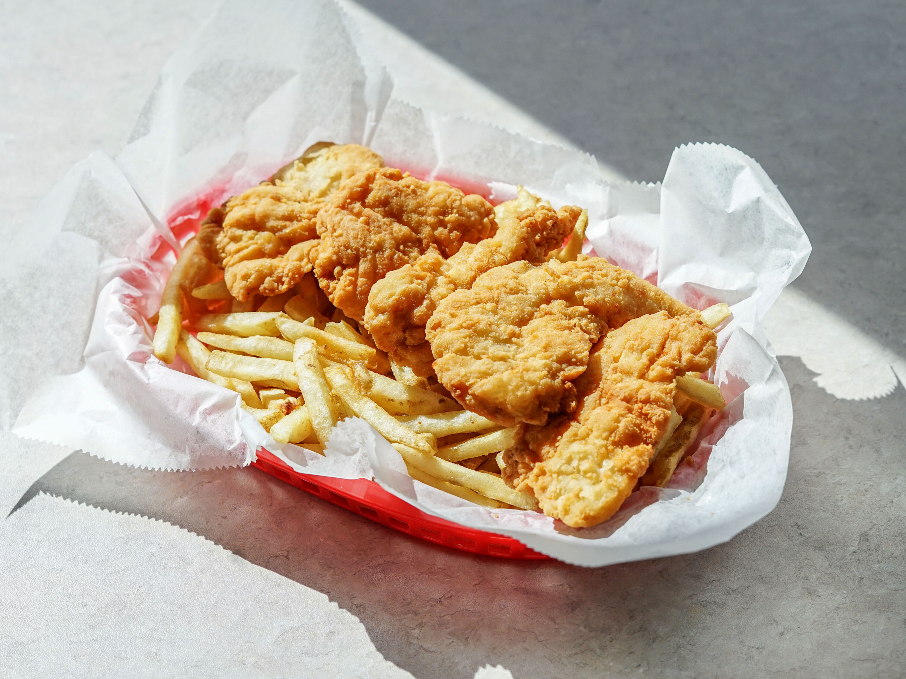 Order 5 Pieces Chicken Finger with Platter food online from Lee's Hoagie House store, Abington on bringmethat.com