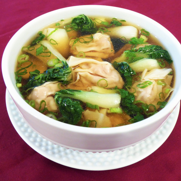 Order Won Ton Soup 云吞湯 food online from King Kee store, San Francisco on bringmethat.com