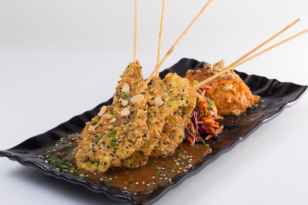 Order Almond Chicken Skewer Entree food online from Fresh To Order - Cumberland Mall store, Atlanta on bringmethat.com