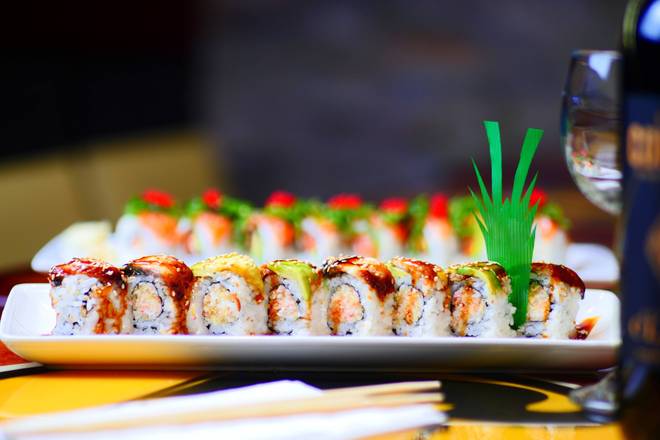Order Crazy Dragon Roll food online from Sushi Snob store, Austin on bringmethat.com
