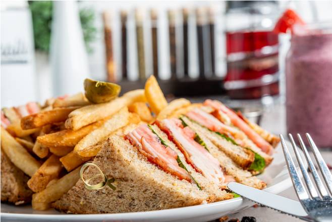 Order *Club House Sandwich food online from Eggsperience store, Chicago on bringmethat.com