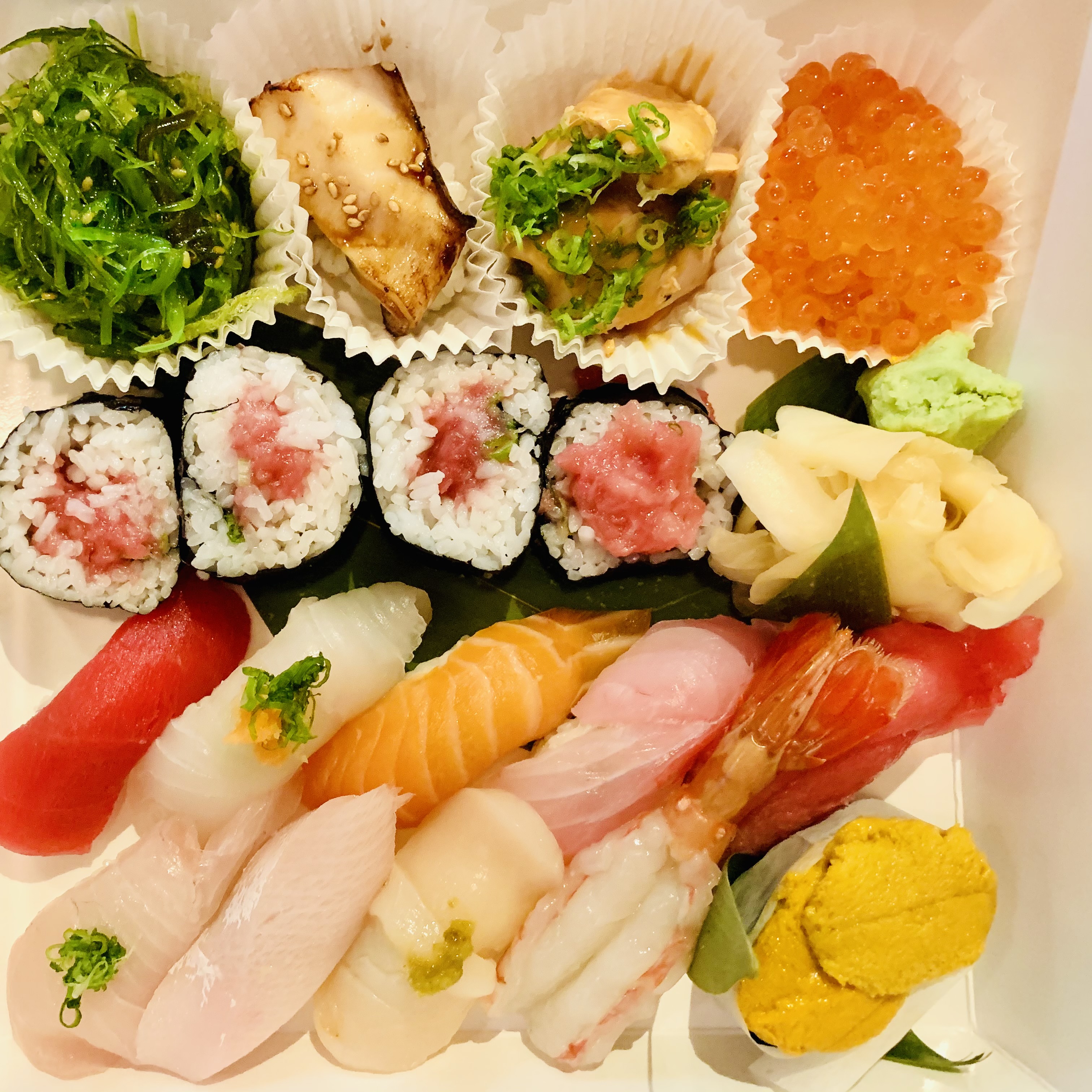 Order Sushi and Roll Japanese Omakase Sushi Box food online from Sasabune Beverly Hills store, Beverly Hills on bringmethat.com