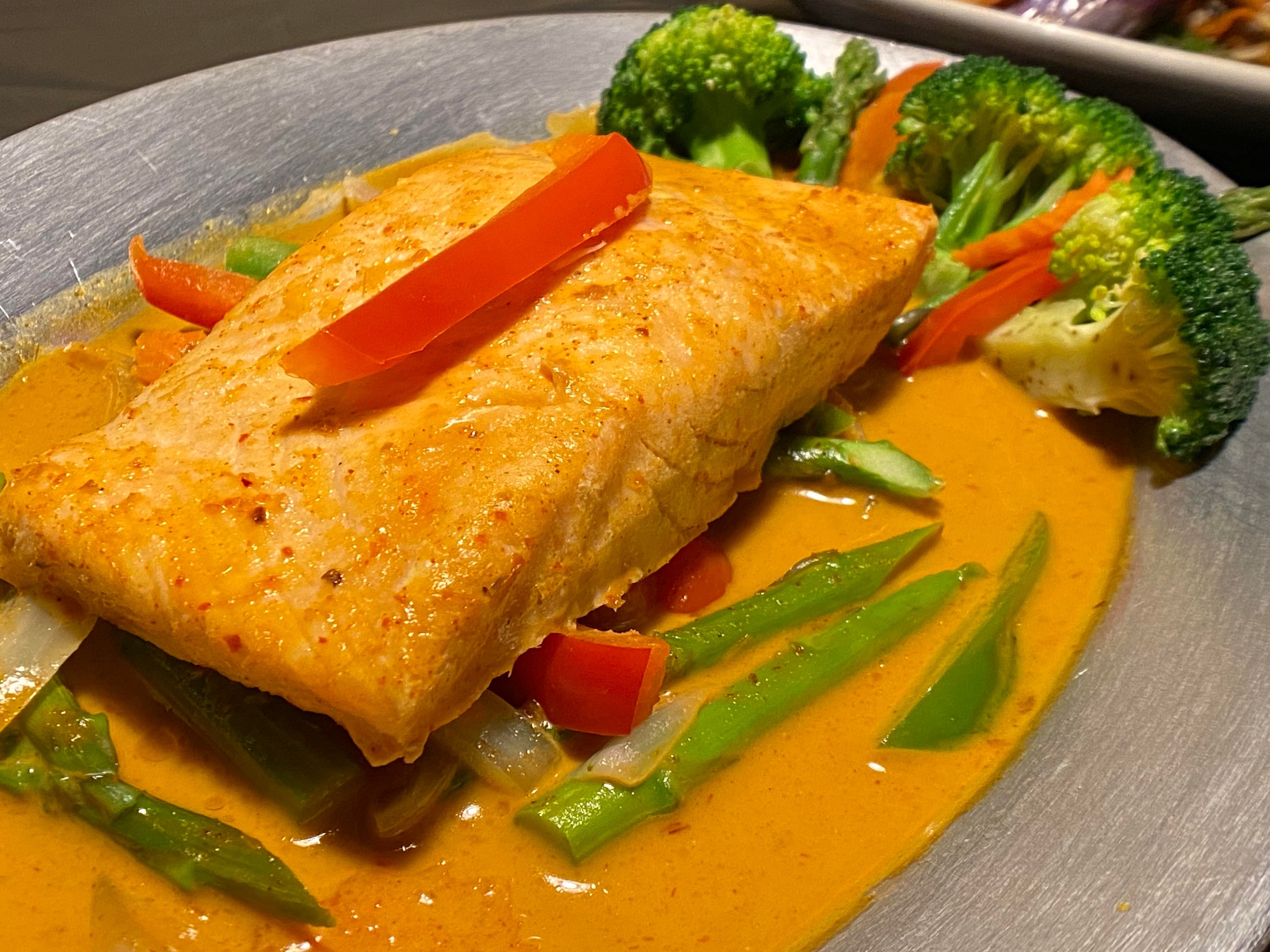 Order CHU-CHE Salmon food online from California Thai Restaurant store, El Sobrante on bringmethat.com