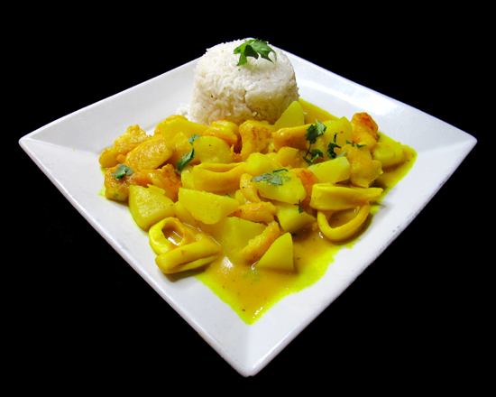 Order 44. Cau Cau de Mariscos food online from El Pollo Inka store, Gardena on bringmethat.com