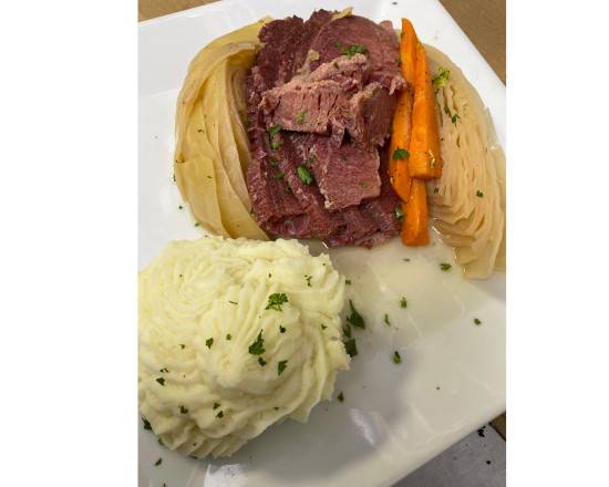 Order Corned Beef and Cabbage food online from Blackjack Mulligan store, Secaucus on bringmethat.com