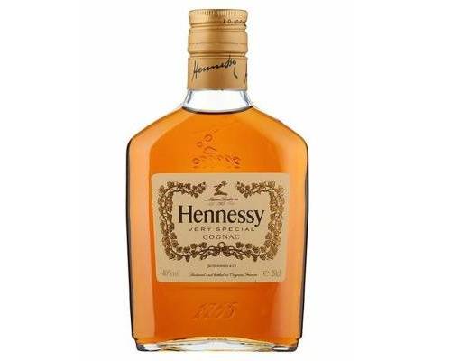 Order Hennessy VS, 200mL cognac (40.0% ABV) food online from Pit Stop Liquor Mart store, El Monte on bringmethat.com