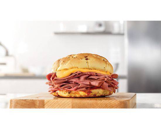 Order CLASSIC BEEF N CHEDDAR food online from Arby's store, Chicago on bringmethat.com