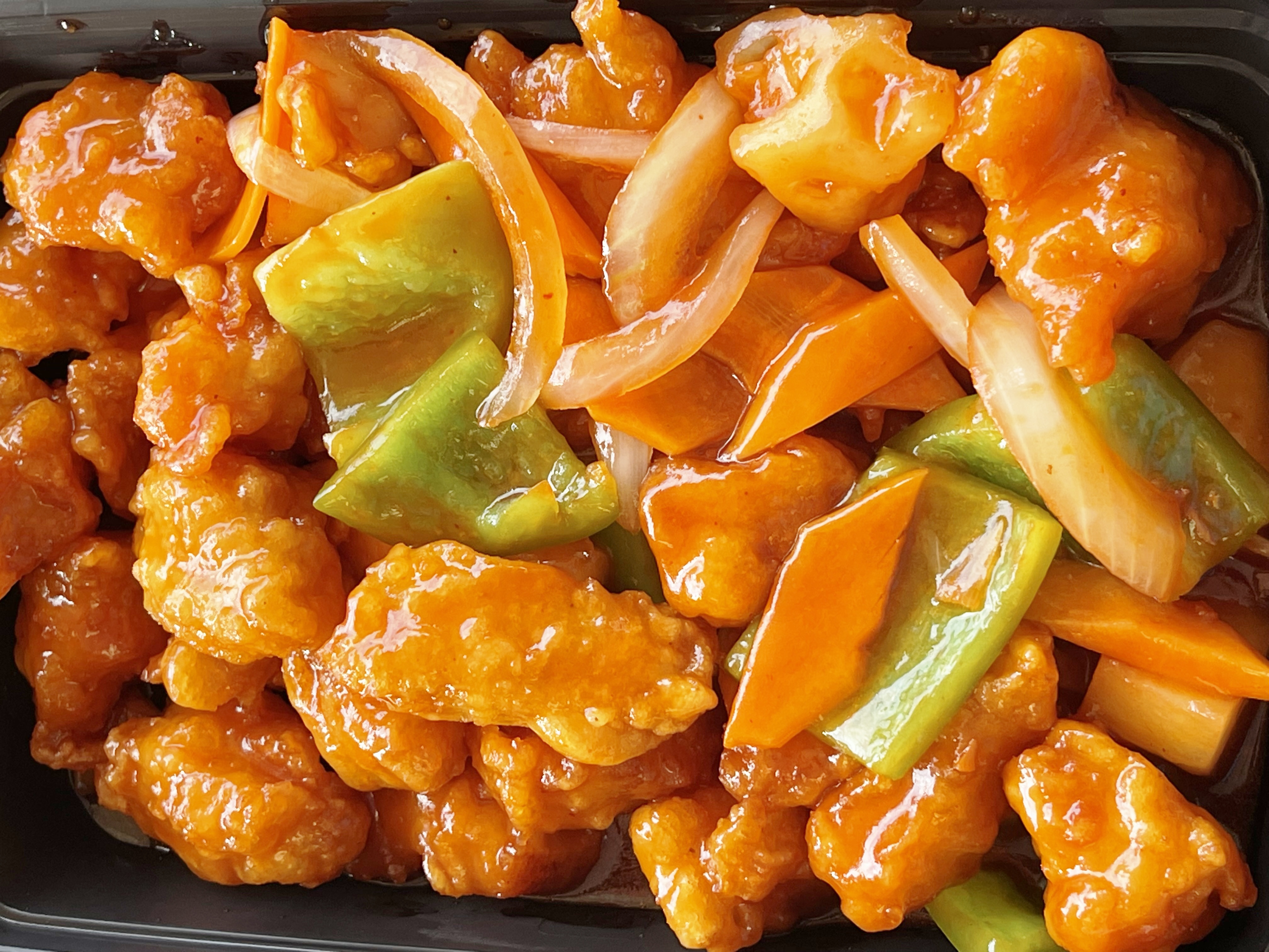 Order 45. Sweet and Sour Chicken food online from Chef Ming store, Beverly Hills on bringmethat.com