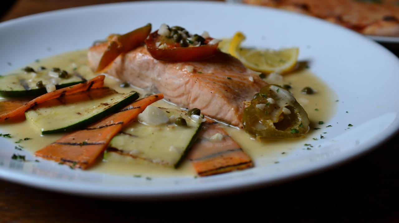Order Salmon Piccata food online from Danny's pizzeria ii store, Brooklyn on bringmethat.com
