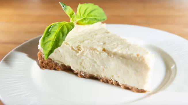 Order House Made Cheesecake food online from Crossroad Pizzeria store, San Francisco on bringmethat.com