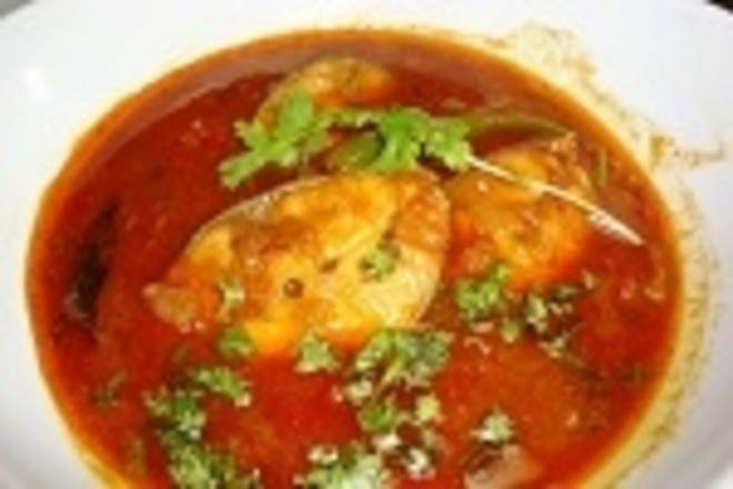 Order Andhra Fish Curry (Chepala Pulusu) food online from Mintt Indian Cuisine store, Pittsburgh on bringmethat.com