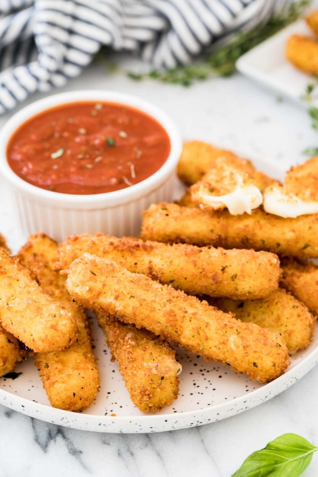 Order Mozzarella Sticks - Appetizer food online from Athens Pizza store, Athens on bringmethat.com