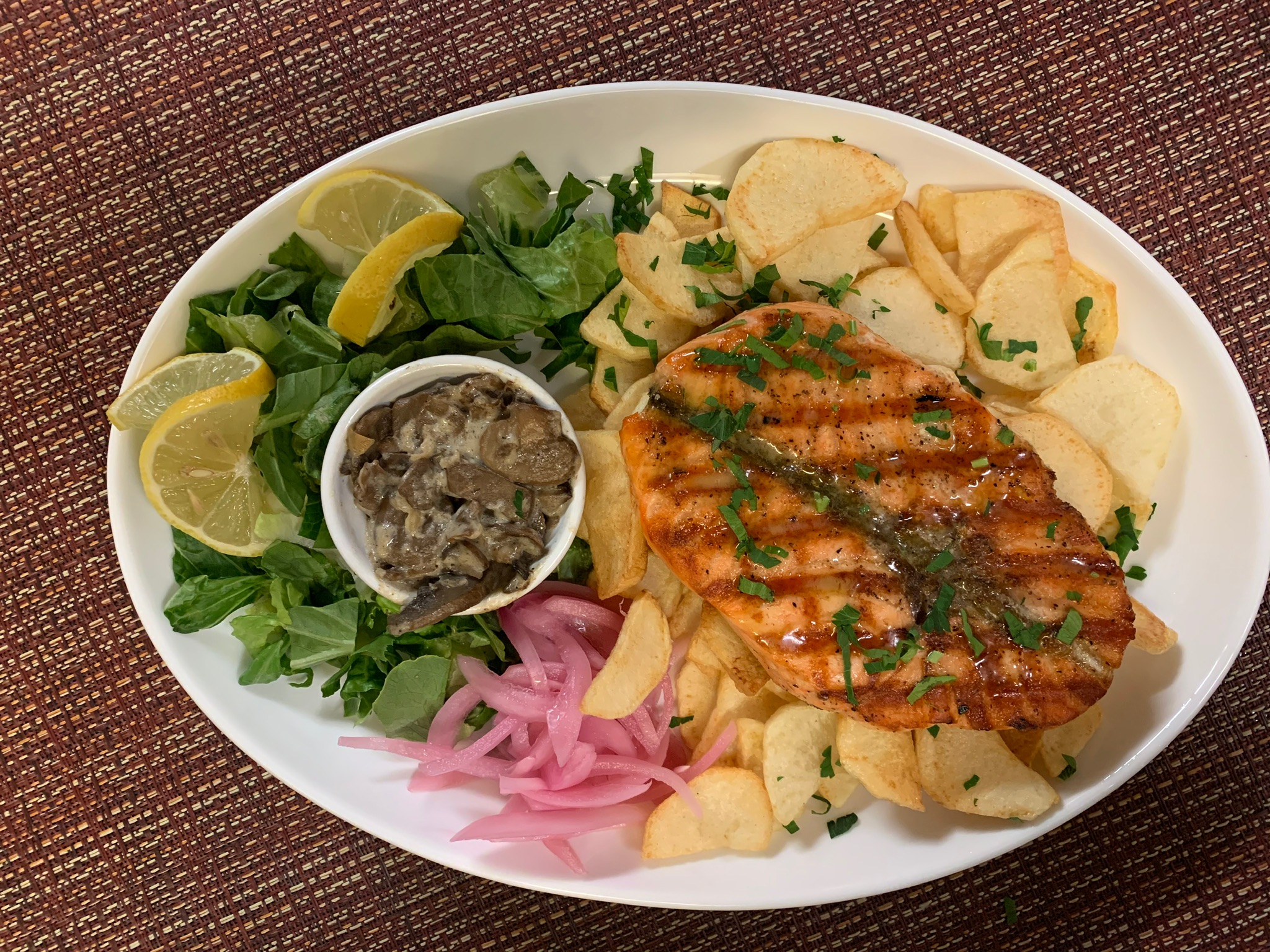 Order Grilled Salmon food online from Red Square Cafe Lounge store, Chicago on bringmethat.com