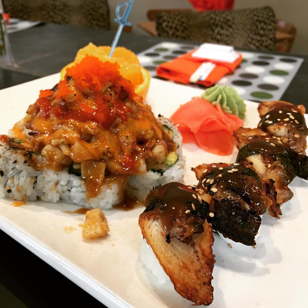 Order Rainbow Roll food online from Cilantro Thai and Sushi Restaurant store, Akron on bringmethat.com