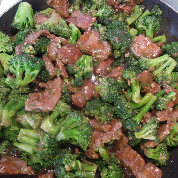 Order 1001. Beef with Broccoli food online from Asian Dining store, Phoenix on bringmethat.com
