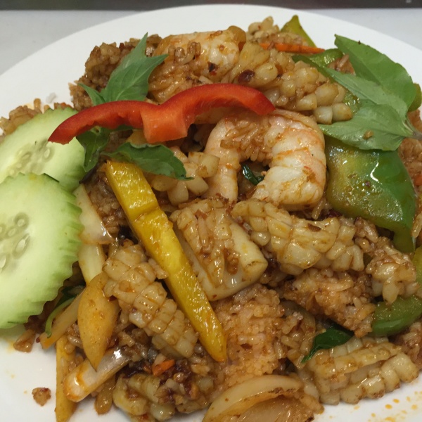 Order 69. Southern Sea Fried Rice food online from Siam Bay Thai Cuisine store, El Segundo on bringmethat.com