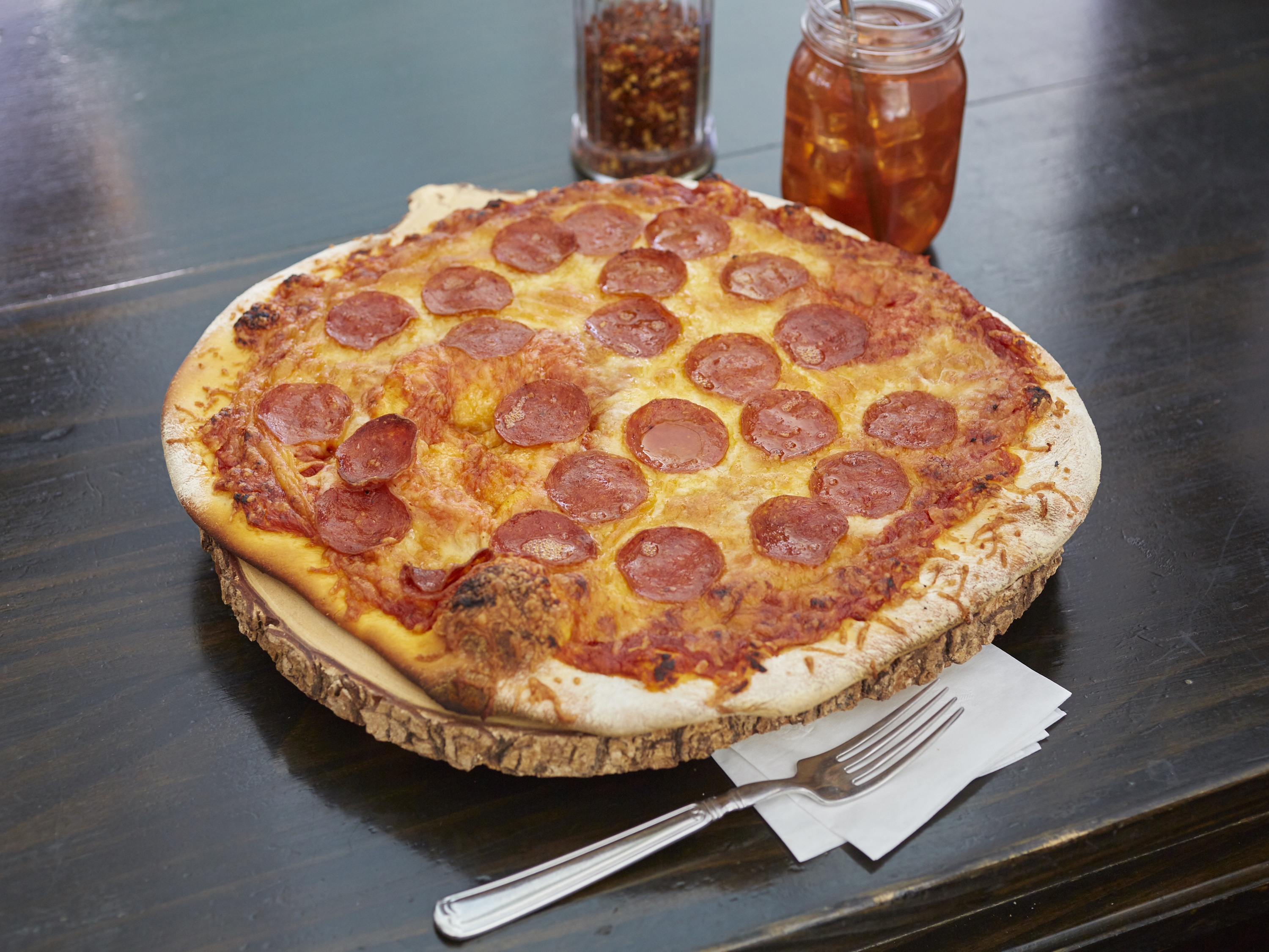 Order Pepperoni Love Pizza food online from Shores Pizzeria store, Santa Monica on bringmethat.com