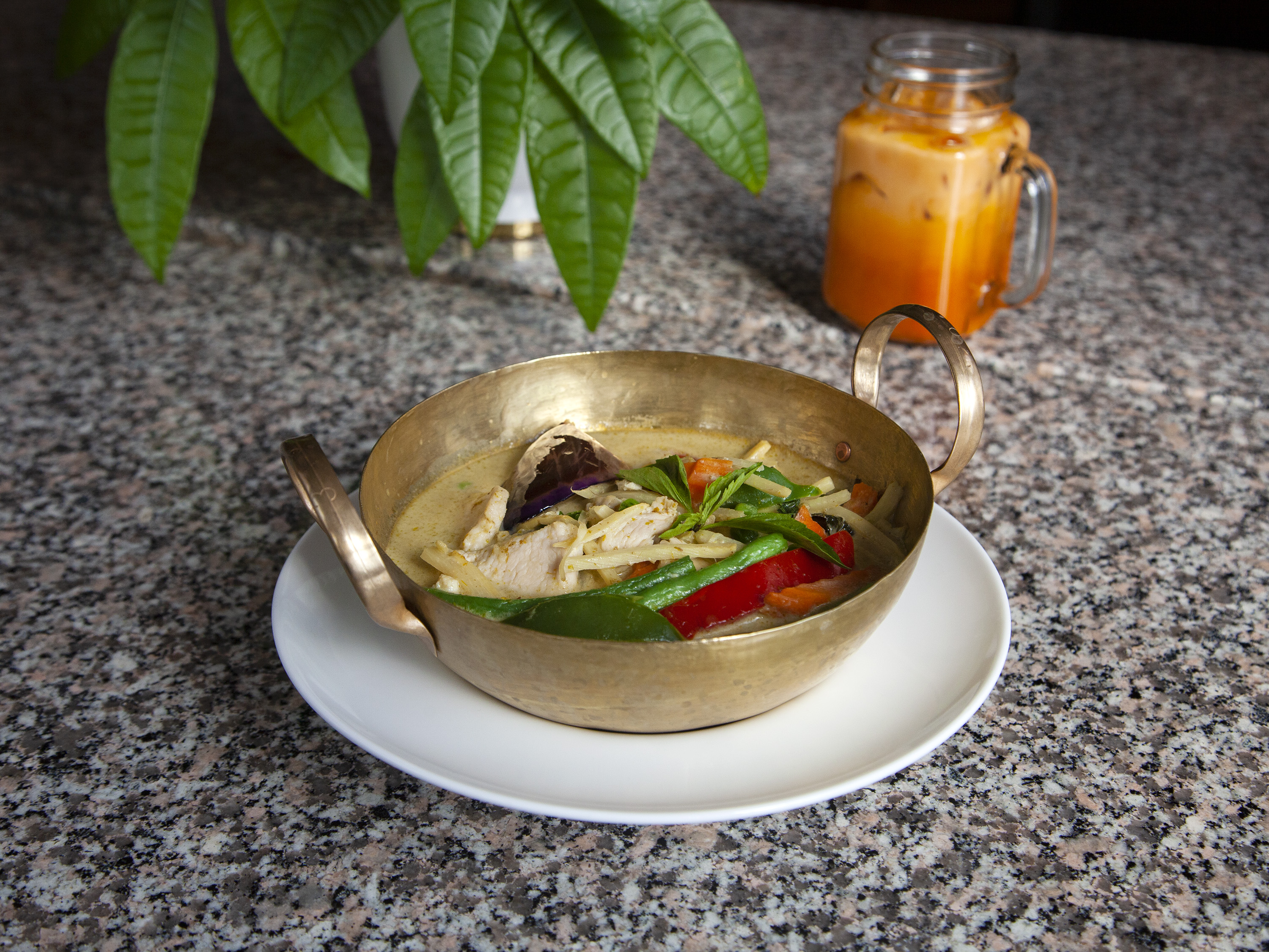 Order 61. Green Curry Dinner food online from Eggs & Thai Cafe store, Dedham on bringmethat.com