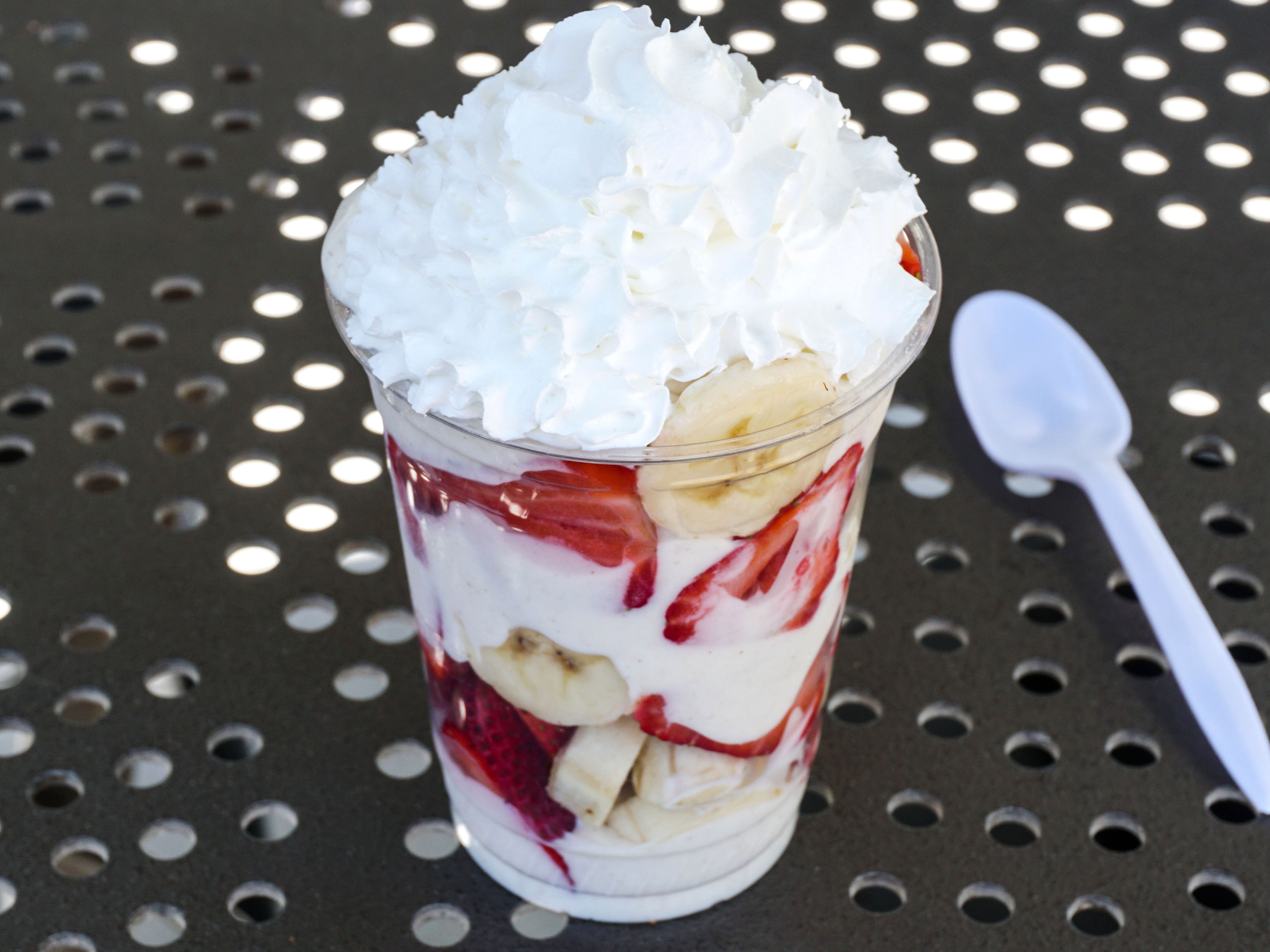 Order Strawberries, Banana and Cream food online from Delifruits store, Chula Vista on bringmethat.com