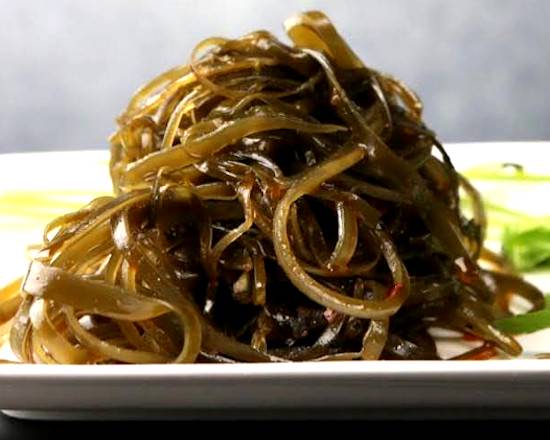 Order Black Seaweed Salad with chili oil food online from Terra Cotta Warrior store, San Francisco on bringmethat.com