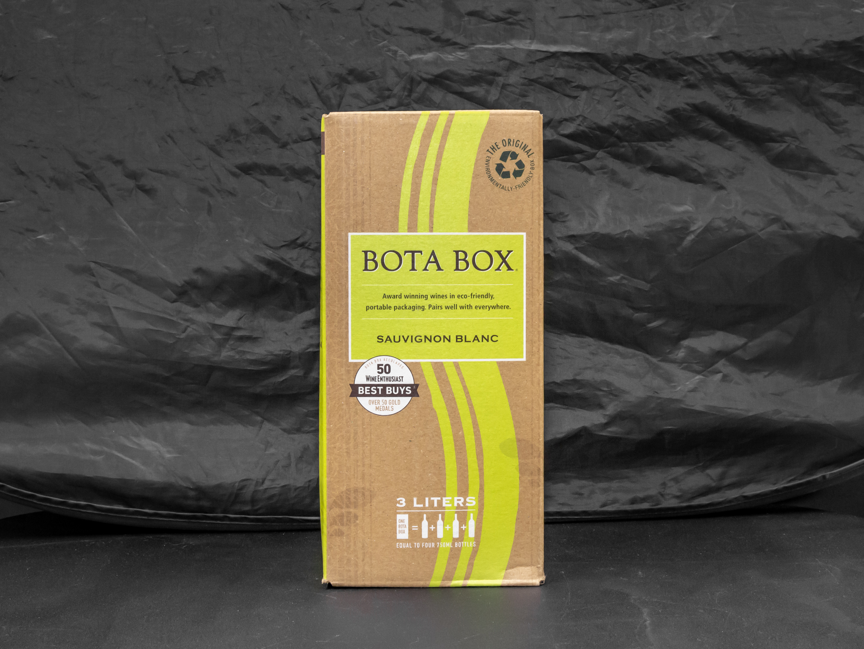 Order Bota box sauvignon blanc,3Liter (12.0% Abv) food online from Gold Crown Liquors store, Chicago on bringmethat.com