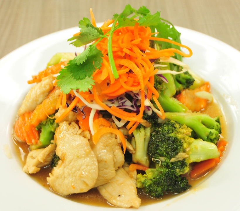 Order Broccoli and Garlic food online from Saucy's Thai & Pho store, Plano on bringmethat.com