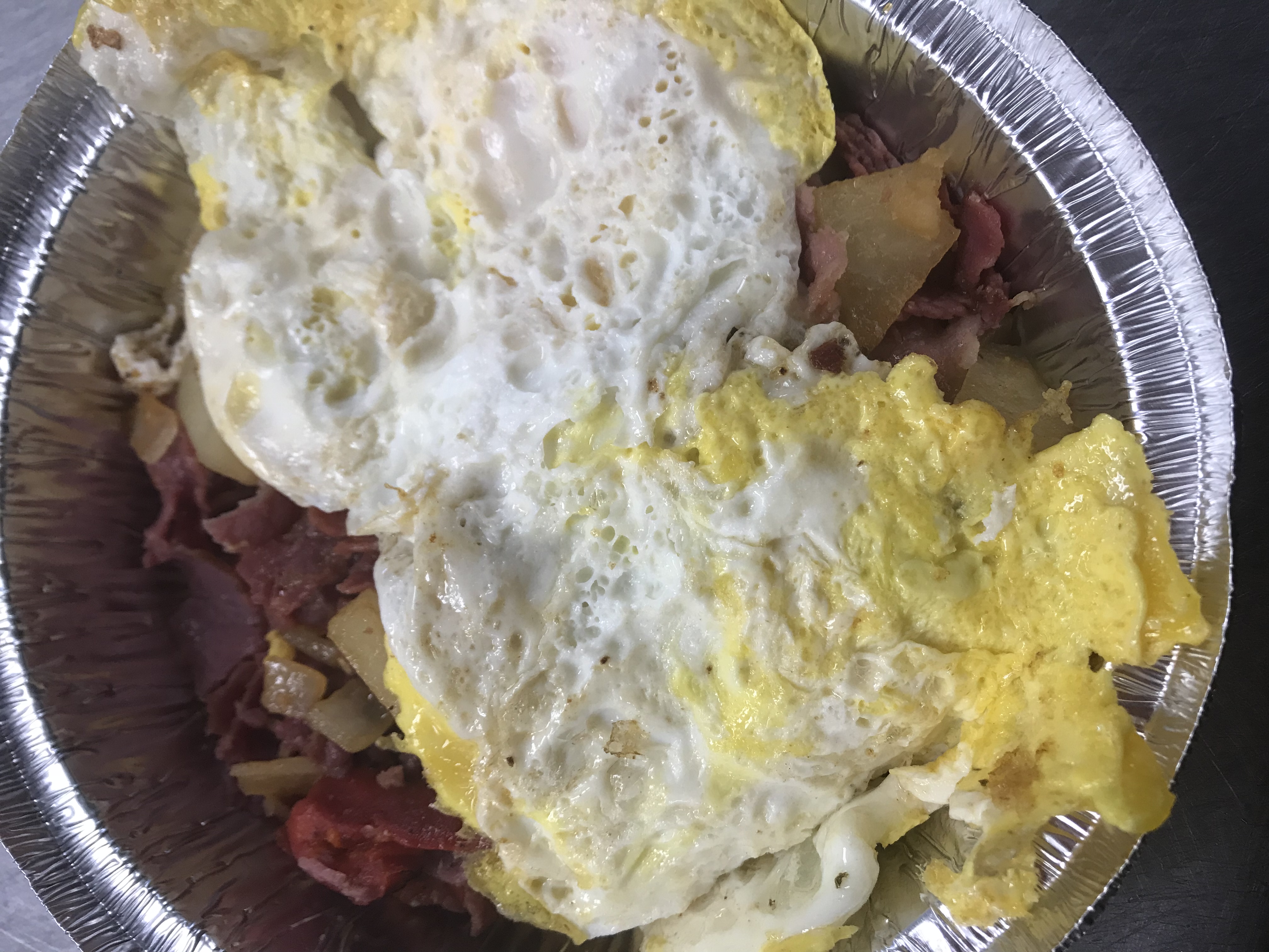 Order Corned Beef Hash food online from Lennie Hoagies store, Philadelphia on bringmethat.com