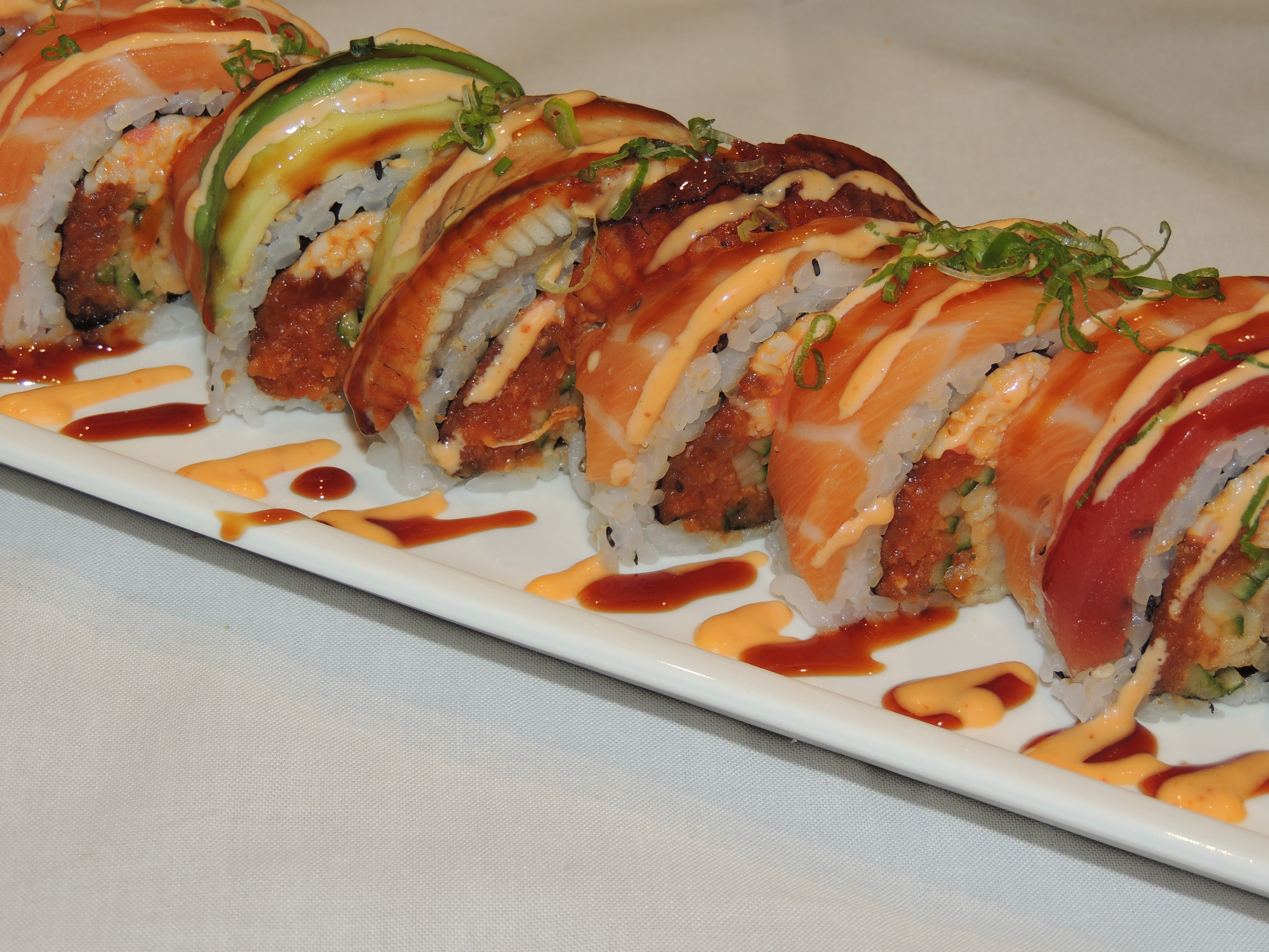 Order Raider's Roll food online from Minami Sushi store, San Leandro on bringmethat.com