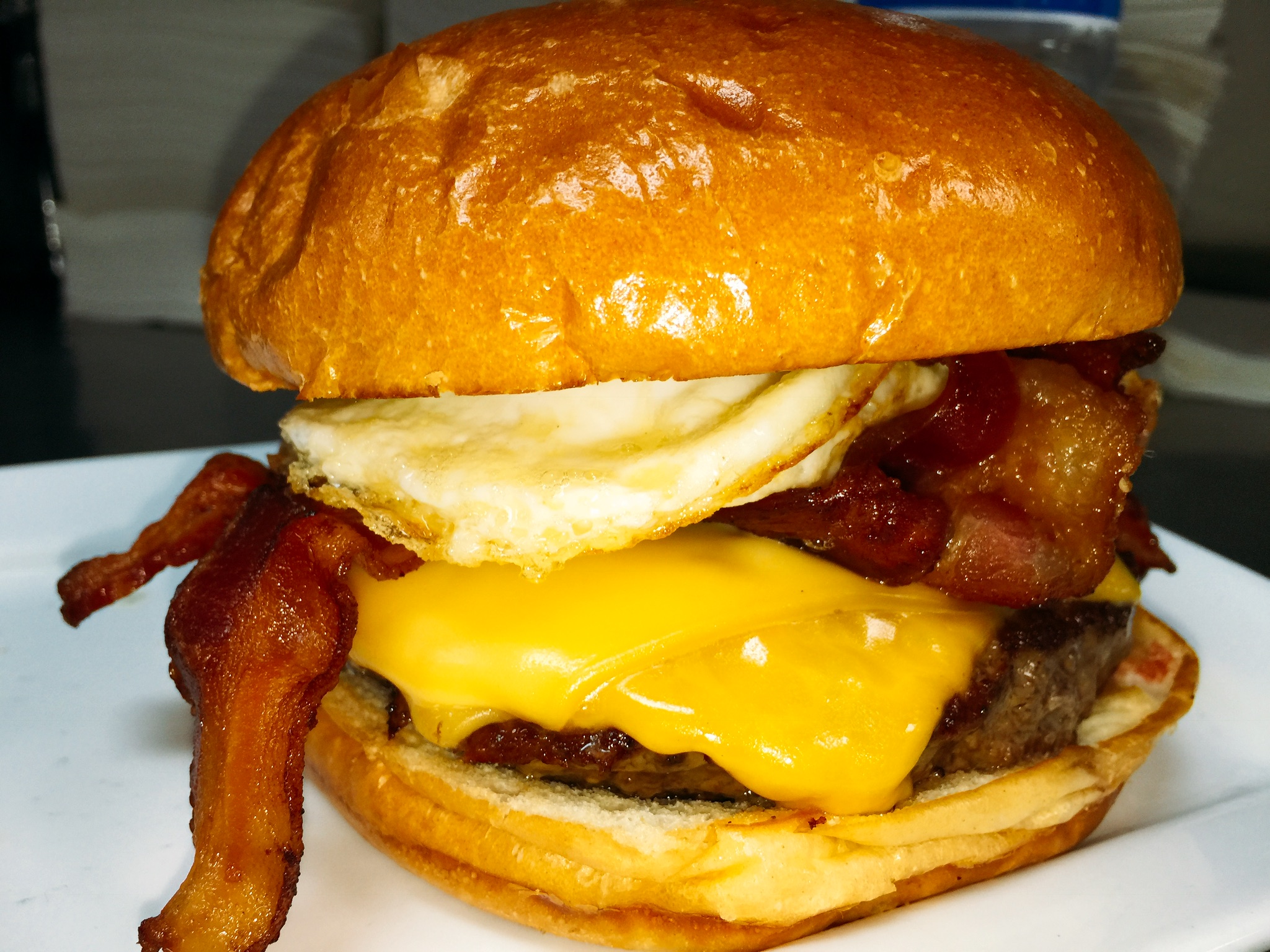 Order Bacon, Egg and Cheese Burger food online from Shakers Bar and Grill store, Wixom on bringmethat.com