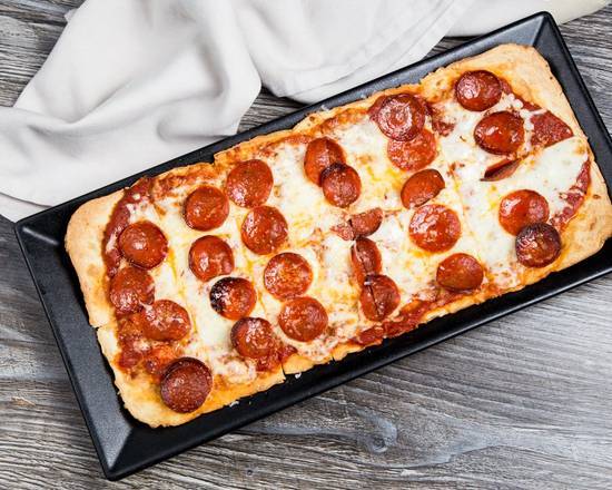 Order Pepperoni Pizza food online from Lookout Tavern store, Phoenix on bringmethat.com