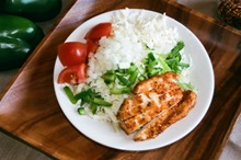 Order Grilled Chicken Salad food online from Creno's Pizza store, Newark on bringmethat.com