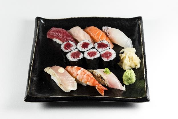 Order Sushi Platters food online from Blue Ribbon Sushi Izakaya store, New York on bringmethat.com