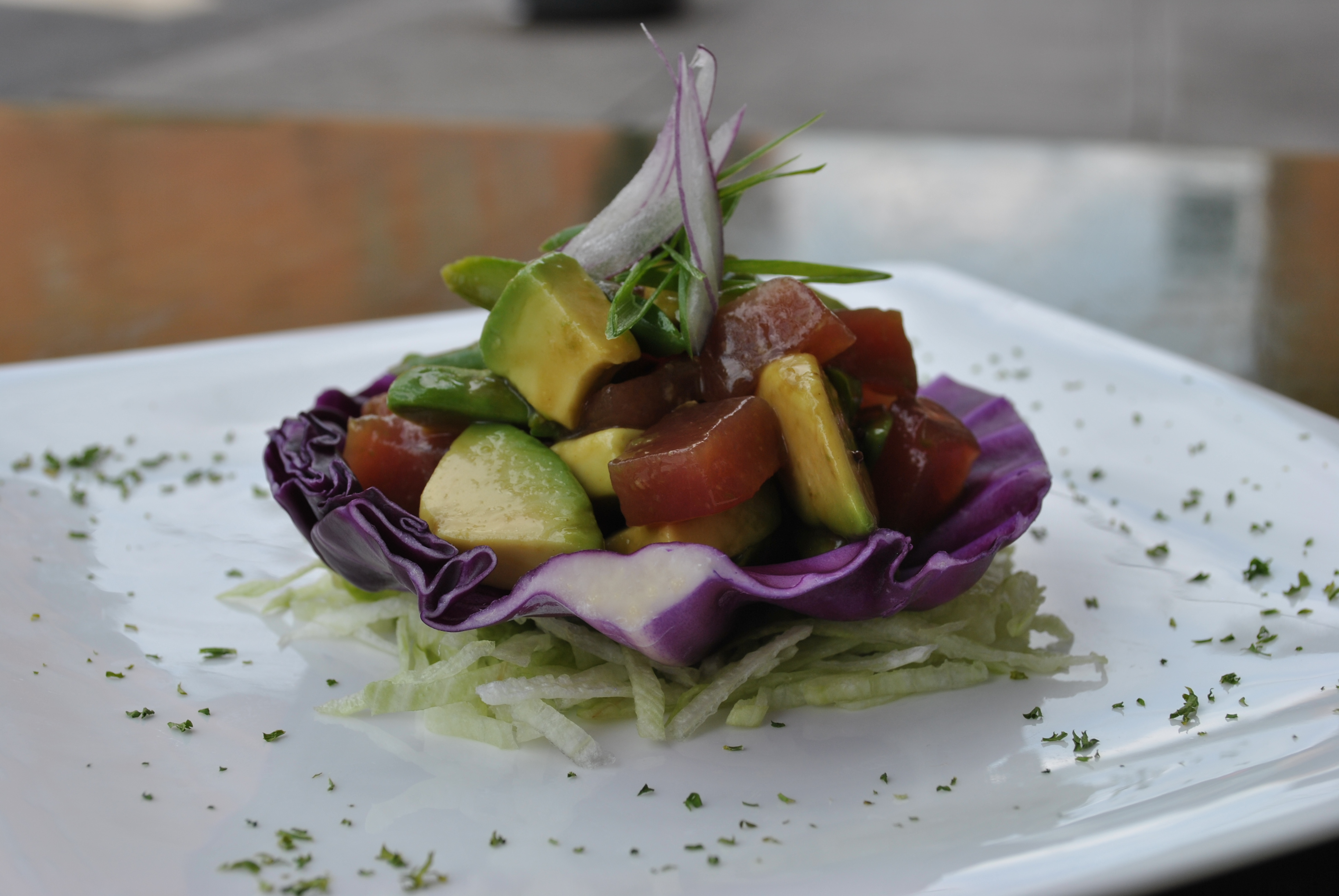 Order Tuna Avocado Salad Lunch food online from Kooma Sushi store, Columbus on bringmethat.com