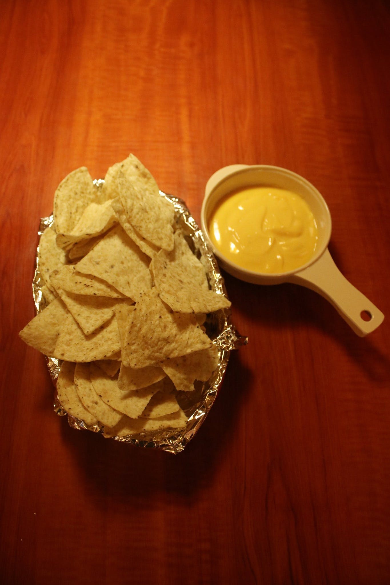 Order Nachos with Cheese - Appetizer food online from Amore Pizza King store, Rockville on bringmethat.com